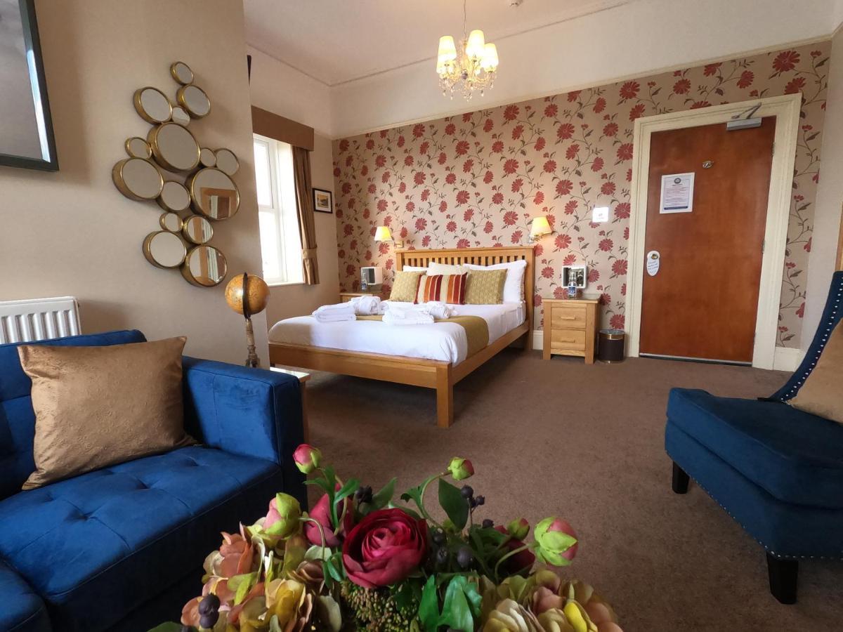 Riviera Lodge Hotel توركواي المظهر الخارجي الصورة