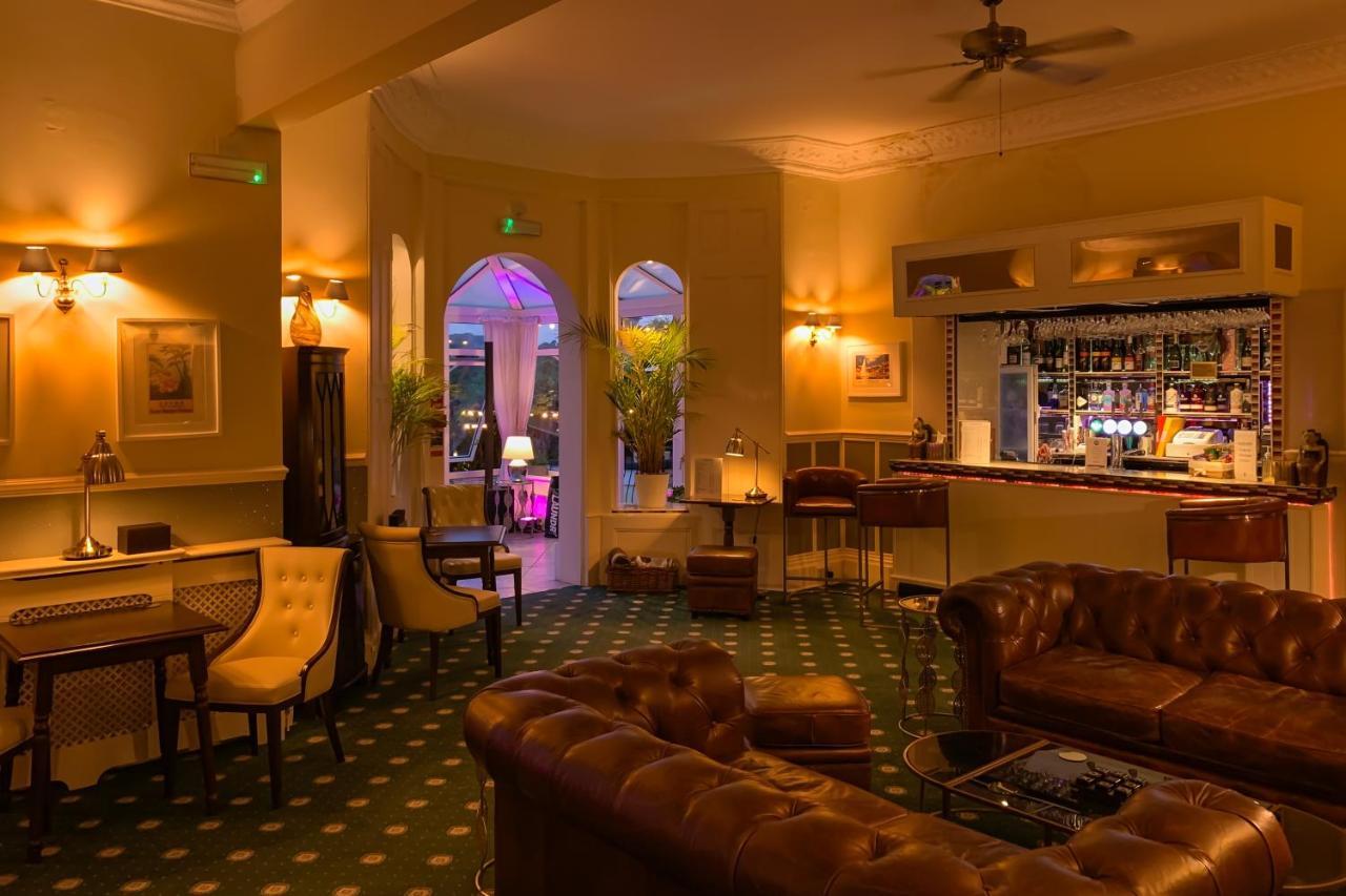 Riviera Lodge Hotel توركواي المظهر الخارجي الصورة
